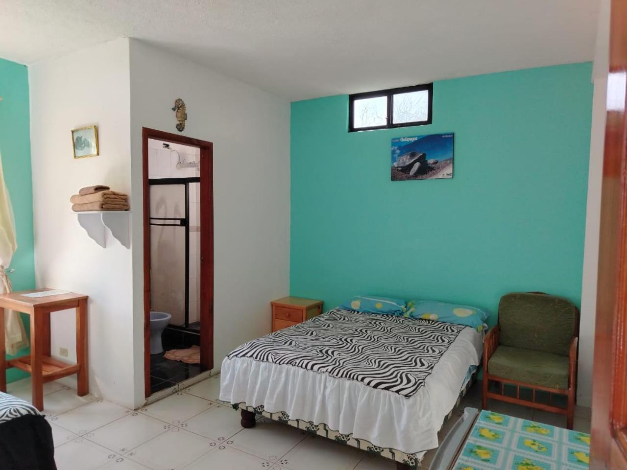 Casa De Celeste Puerto Baquerizo Moreno Extérieur photo
